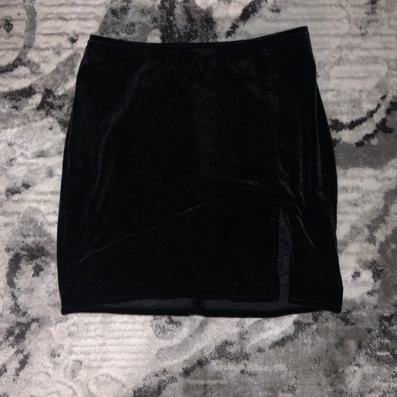 Velvet Black Mini Skirt w/Slit - Picture 1 of 2
